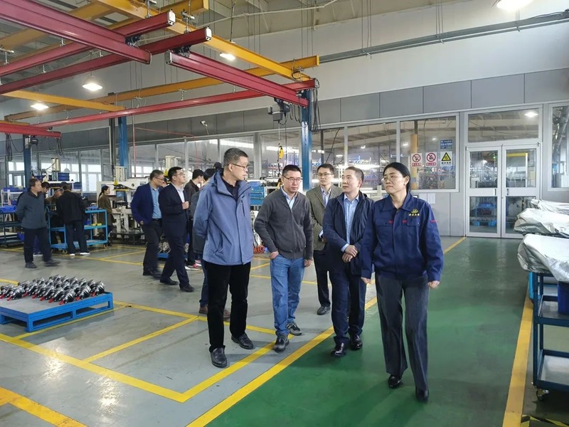 青島力克川液壓機械有限公司協辦國家標準審查會議在青島勝利召開！5.jpg